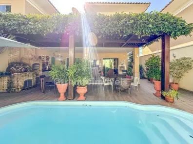 Sobrado com 4 Quartos à venda, 300m² no Gurupi, Teresina