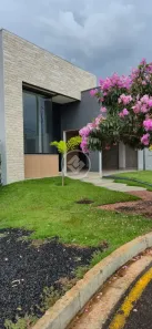 Casa de Condomínio com 3 Quartos à venda, 168m² no Grand Ville, Uberlândia