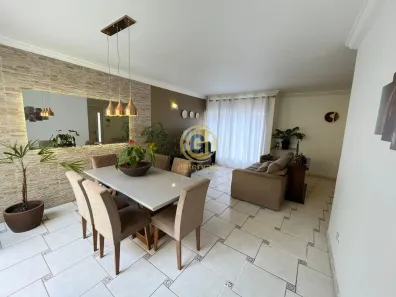 Casa com 3 Quartos à venda, 180m² no Centro, Jacareí