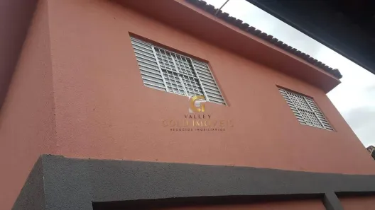 Sobrado com 4 Quartos à venda, 210m² no Jardim Uirá, São José dos Campos
