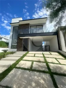 Sobrado com 3 Quartos à venda, 220m² no Cézar de Souza, Mogi das Cruzes
