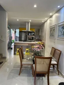 Sobrado com 3 Quartos à venda, 150m² no Jardim Las Vegas, Santo André