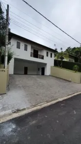 Casa de Condomínio com 3 Quartos para alugar, 183m² no Arujá Country Club, Arujá