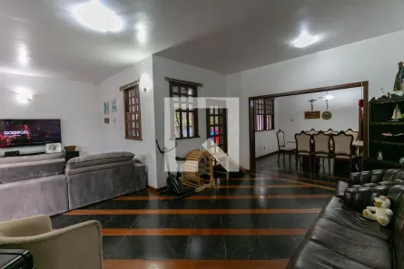 Casa com 5 Quartos à venda, 546m² no Santa Lúcia, Belo Horizonte