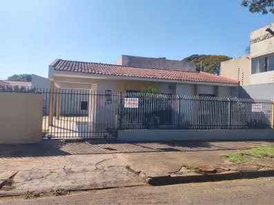 Casa com 2 Quartos para alugar, 80m² no Jardim Internorte, Maringá