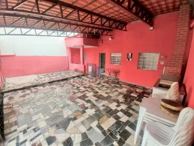 Casa com 3 Quartos à venda, 200m² no Santa Helena, Contagem