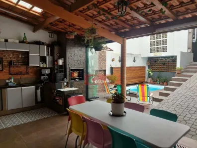 Sobrado com 3 Quartos à venda, 160m² no Jardim Rizzo, Guarulhos