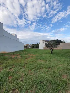 Lote/Terreno à venda, 240m² no , Álvares Machado