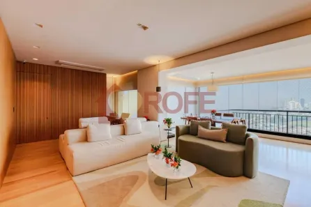 Apartamento com 2 Quartos à venda, 134m² no Vila Olímpia, São Paulo