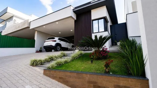 Casa de Condomínio com 3 Quartos para venda ou aluguel, 200m² no Brigadeiro Tobias, Sorocaba