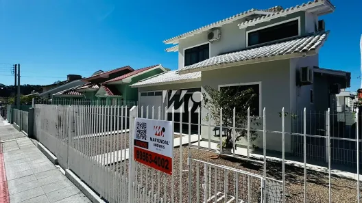 Casa com 3 Quartos à venda, 102m² no Pagani, Palhoça