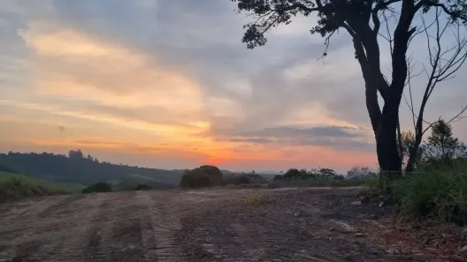 Lote/Terreno à venda, 600m² no Centro, Atibaia