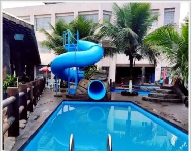 Imóvel Comercial com 11 Quartos à venda, 1000m² no Jardim Somar, Peruíbe