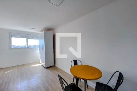 Kitnet com 1 Quarto à venda, 33m² no Brás, São Paulo