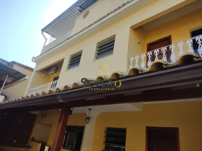 Casa com 4 Quartos à venda, 360m² no Antonina, São Gonçalo