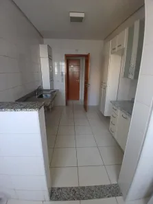 Apartamento com 3 Quartos para alugar, 101m² no Jardim Aclimação, Cuiabá