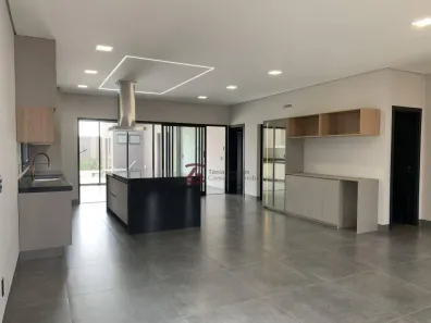 Casa de Condomínio com 3 Quartos à venda, 243m² no Vila Aviação, Bauru