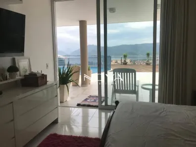 Casa de Condomínio com 4 Quartos à venda, 420m² no Piratininga, Niterói