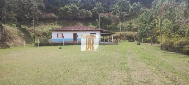 Fazenda/Sítio com 3 Quartos à venda, 30000m² no Centro, Monteiro Lobato