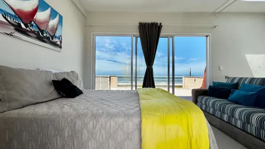 Sobrado com 5 Quartos para alugar, 138m² no Guaratuba, Guaratuba