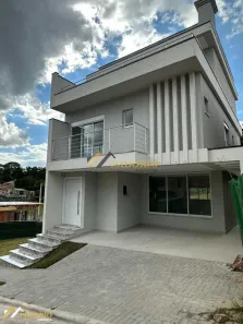 Casa com 3 Quartos à venda, 213m² no Pilarzinho, Curitiba
