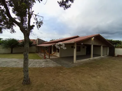 Casa com 3 Quartos à venda, 120m² no Praia do Ervino, São Francisco do Sul