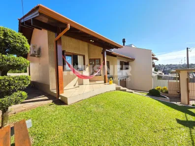 Casa com 2 Quartos à venda, 181m² no Petrópolis, Novo Hamburgo