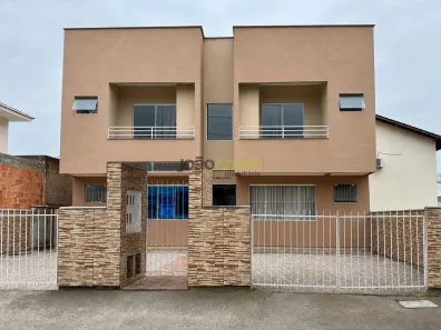 Apartamento com 2 Quartos para alugar, 45m² no São Sebastião, Palhoça