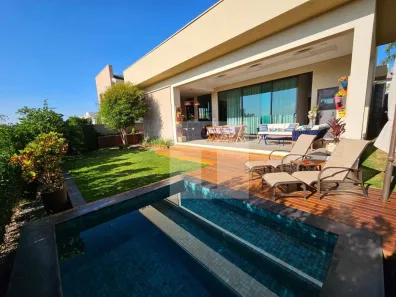 Casa de Condomínio com 4 Quartos à venda, 330m² no Ville Sainte Hélène, Campinas