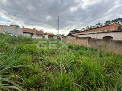 Lote/Terreno à venda, 300m² no São Geraldo, Divinópolis