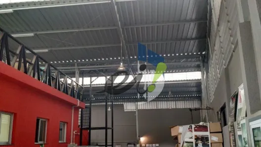 Galpão/Depósito/Armazém à venda, 477m² no Santo André, Belo Horizonte