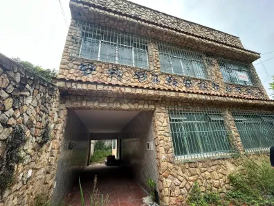 Casa com 5 Quartos à venda, 260m² no Cubango, Niterói