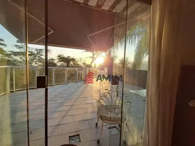 Casa de Condomínio com 4 Quartos à venda, 347m² no Itaipu, Niterói
