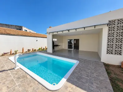 Casa com 4 Quartos para alugar, 390m² no Aruana, Aracaju