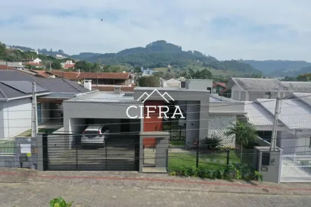Casa com 3 Quartos à venda, 167m² no Fundo Canoas, Rio do Sul