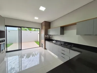 Casa de Condomínio com 3 Quartos para alugar, 140m² no Nova Pompéia, Piracicaba