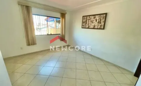 Casa com 2 Quartos à venda, 74m² no Vila Linda, Santo André