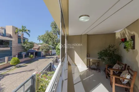 Casa com 3 Quartos à venda, 266m² no Ipanema, Porto Alegre