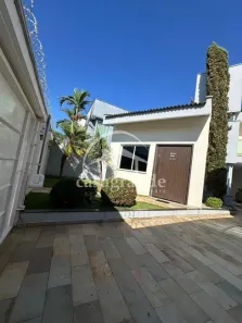 Casa com 4 Quartos à venda, 430m² no Jardim Karaíba, Uberlândia