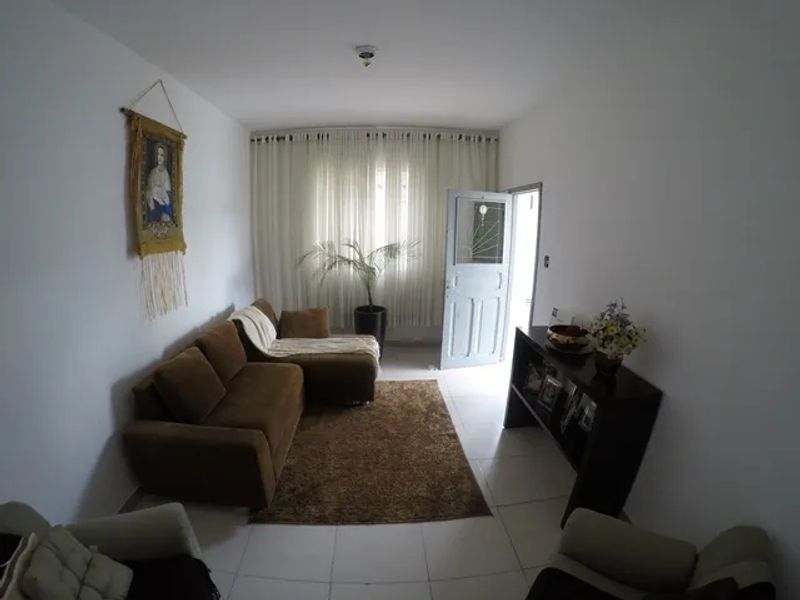 Casa com 3 quartos — Ouro Preto, Belo Horizonte