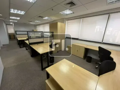 Sala Comercial para alugar, 136m² no Cerqueira César, São Paulo