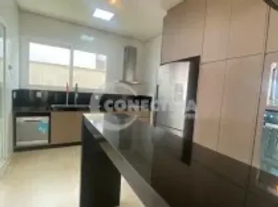 Casa de Condomínio com 4 Quartos à venda, 221m² no Residencial Goiânia Golfe Clube, Goiânia