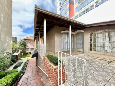 Imóvel Comercial à venda, 471m² no Centro, Ponta Grossa