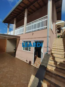 Sobrado com 2 Quartos à venda, 139m² no Jardim Bandeirantes, Poços de Caldas