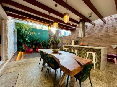 Casa de Condomínio com 5 Quartos à venda, 275m² no Campo Belo, São Paulo