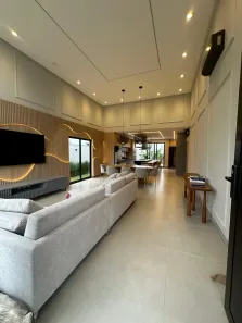 Casa de Condomínio com 3 Quartos para venda ou aluguel, 154m² no Jardins Barcelona, Senador Canedo