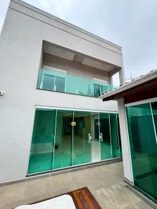 Casa de Condomínio com 3 Quartos para alugar, 300m² no Cidade Parquelandia, Mogi das Cruzes
