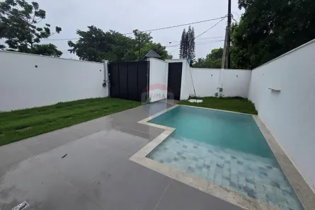 Casa com 3 Quartos à venda, 156m² no Vargem Grande, Rio de Janeiro