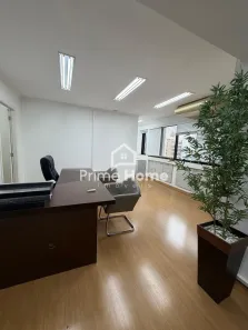 Sala Comercial com 3 Quartos para alugar, 49m² no Cambuí, Campinas