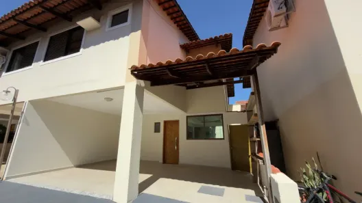 Sobrado com 3 Quartos à venda, 180m² no Vila São João, Goiânia
